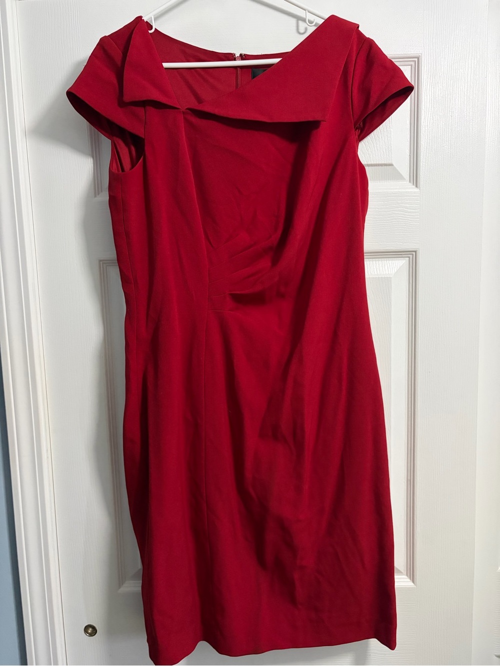 Classic Red Cap-Sleeve Midi Dress with Folded Neckline